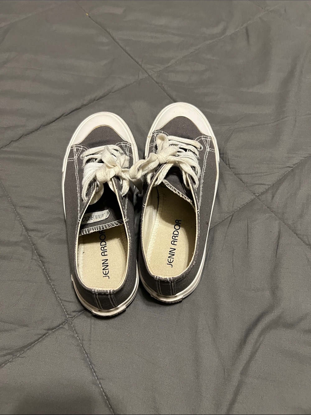 Jenn Ardor Gray Canvas Low-Top Sneakers with White Trim